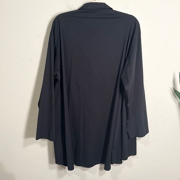 Brynn Walker Black Front Button Tunic Top M - Picture 6 of 8